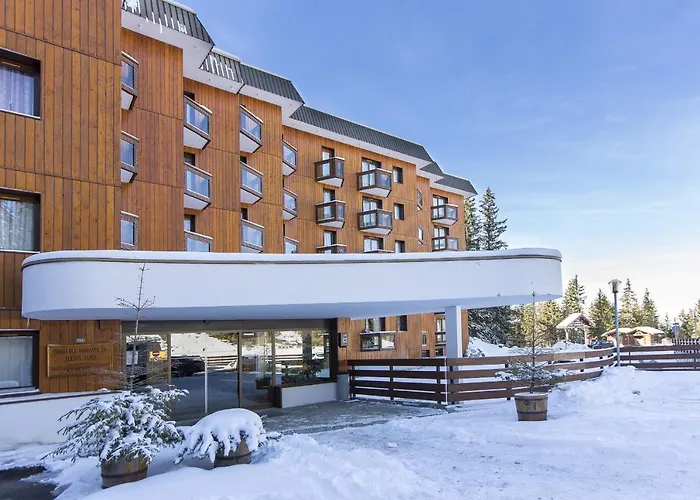 Residence Le Domaine Du Jardin Alpin - Courchevel 1850